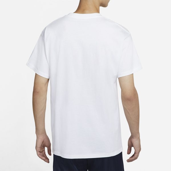 NIKE Men's T-shirts short sleeve Sportswear - Image 2