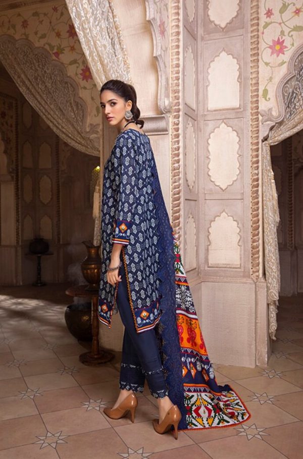 Regalia Printed And Embroidered Khaddar - Image 2